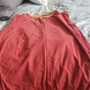 Lululemon muscle tank